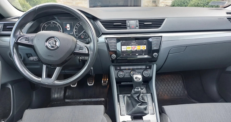 Skoda Superb cena 57874 przebieg: 190000, rok produkcji 2015 z Konin małe 379